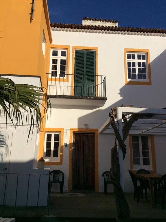Family House Garden Villa ปอนตาเดลกาดา ภายนอก รูปภาพ